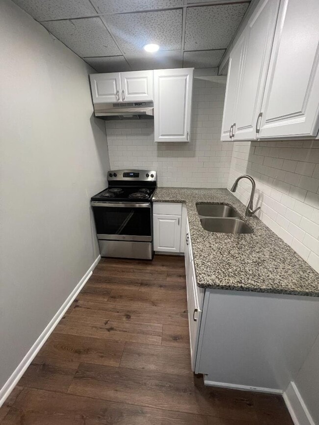 Photo - 2160 Glenwood Ave