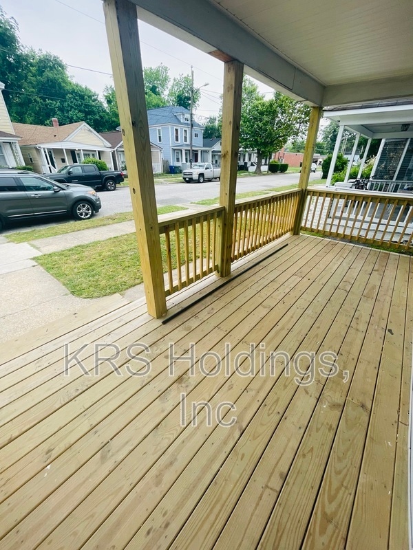 Photo - 1223 31st St
