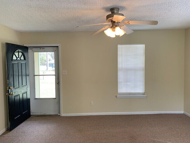 Photo - 3BD/1.5B Home in Brooks County - Close to ...
