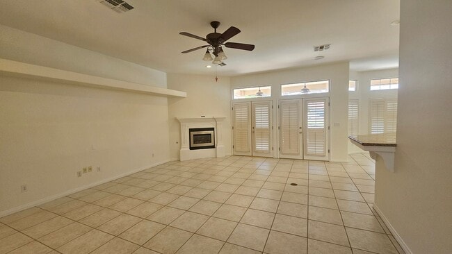 Photo - Beautiful Waterfront Home in Northwest Bakersfield