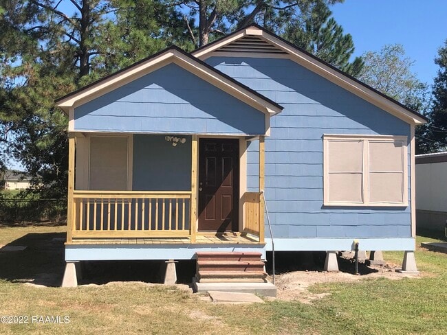 Building Photo - 3105 W Willow St