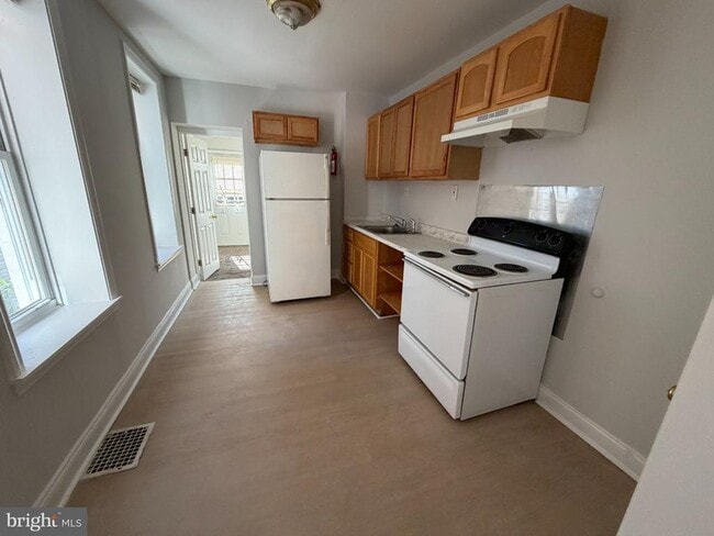 Photo - 1026 Bennett St