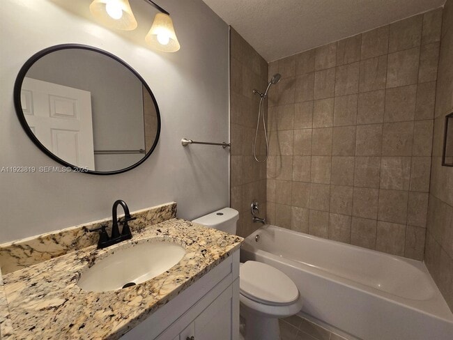 Photo - 6132 Southard St