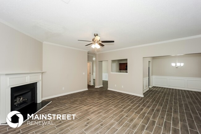 Photo - 163 Southwind Ln