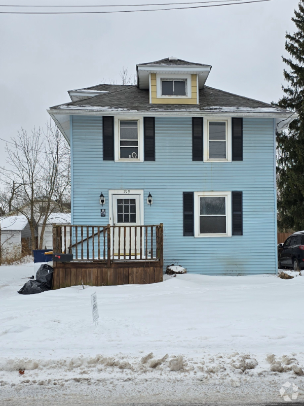 Building Photo - 199 Elmwood Ave Rental