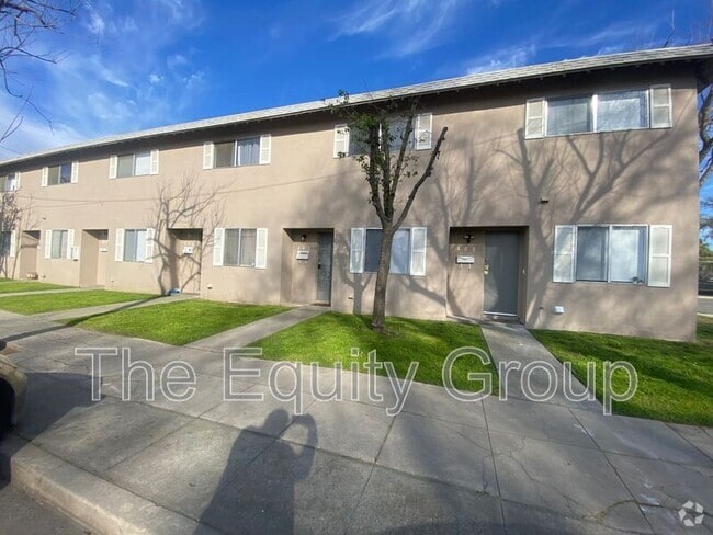 Building Photo - 402 N West St Rental