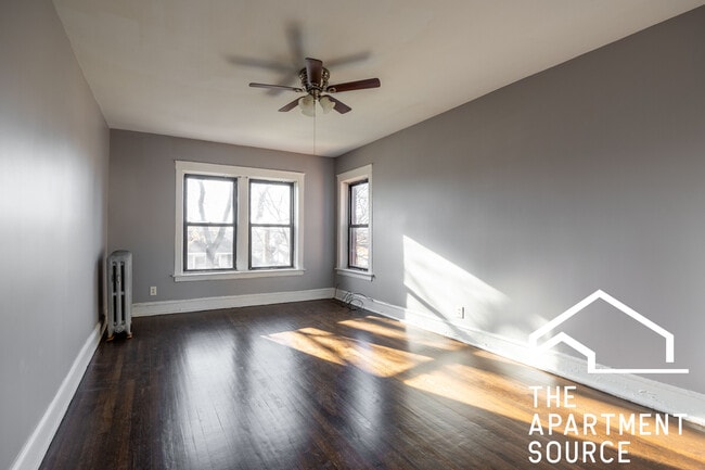 Building Photo - 3602 W Sunnyside Ave Unit 3