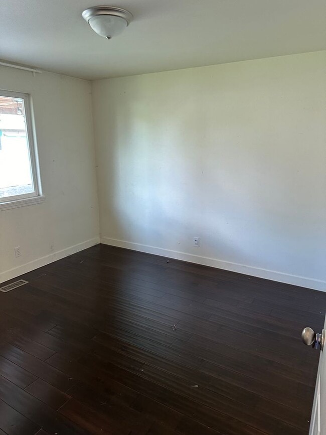 Photo - 3-bedroom 2 bath House