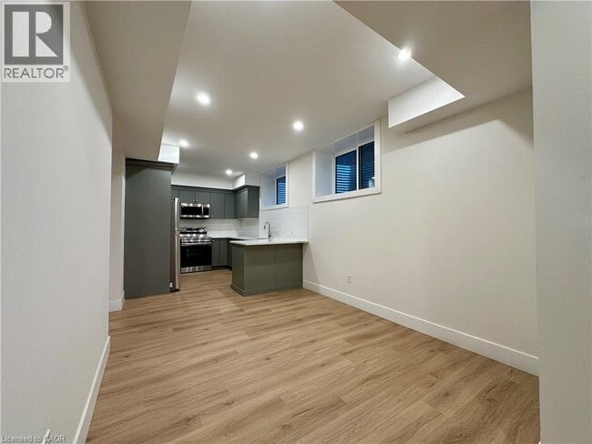 Photo - 18 Stanley Ave