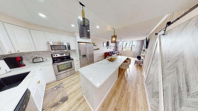 Photo - 5855 Midnight Pass Rd