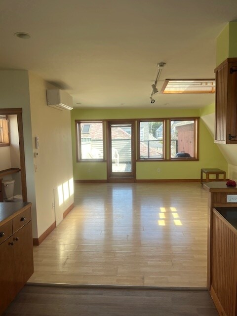 Photo - 540 Main St Unidad 2