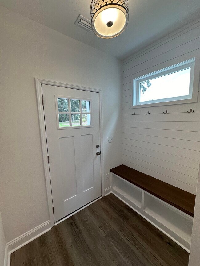 Photo - 5662 Native Oak Dr