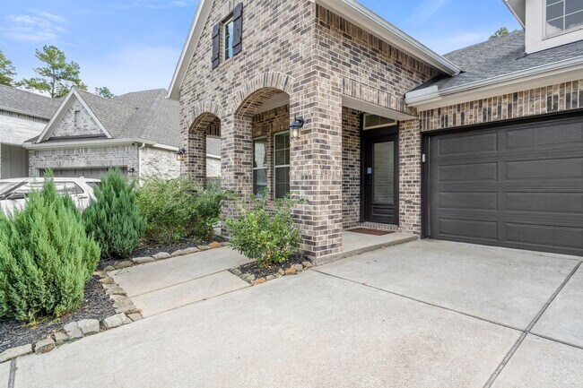 Photo - 104 Winged Elm Ct