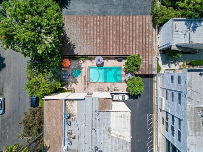 Photo - 5257 Radford Ave