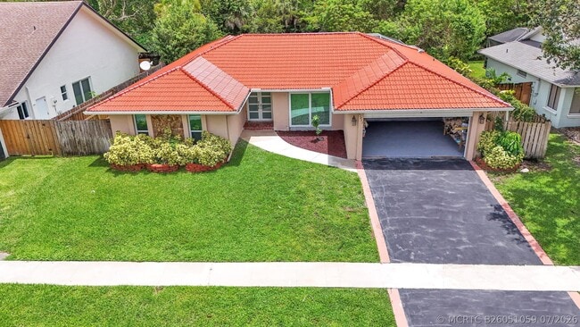 Photo - 21452 Woodchuck Ln