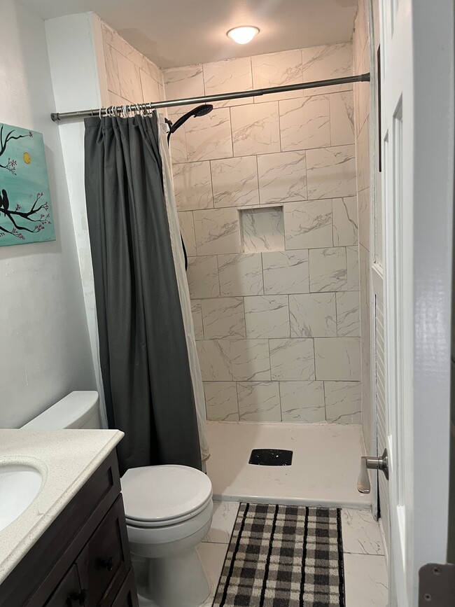 Photo - 6331 Broughton Ave