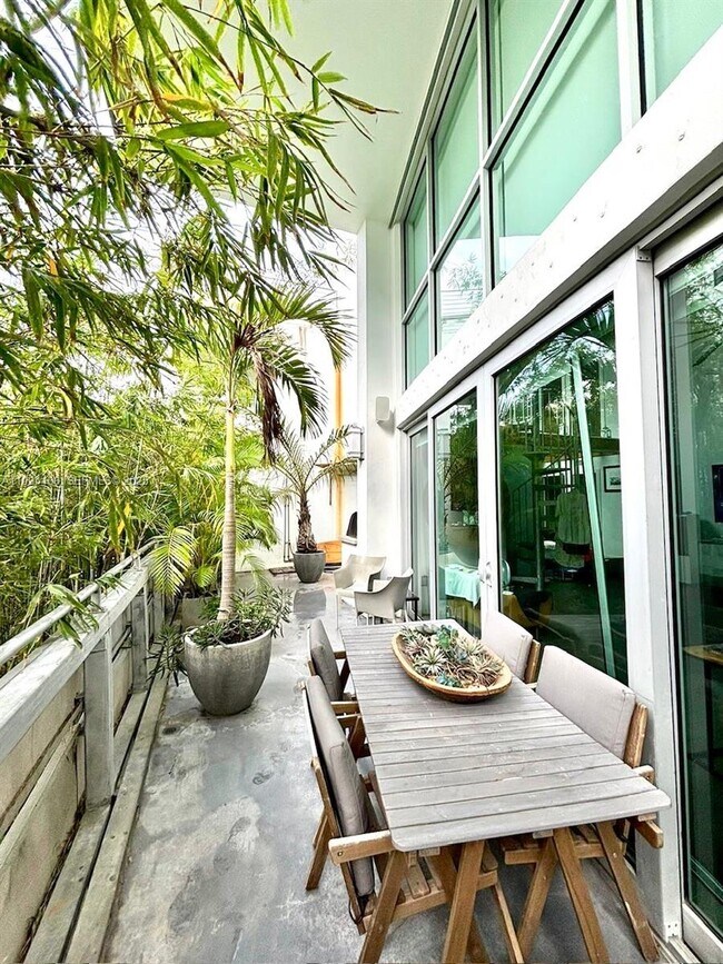 Photo - 221 Jefferson Ave Unit 4