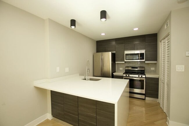 Photo - 949 W Grace St Unidad 201G