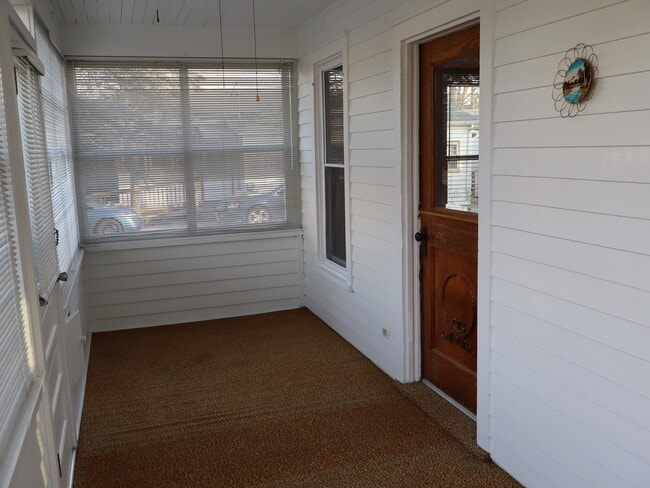 Photo - 1130 Jackson St