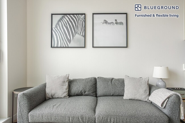 Photo - 200 Mesnager St Unidad SI FL4-ID1246