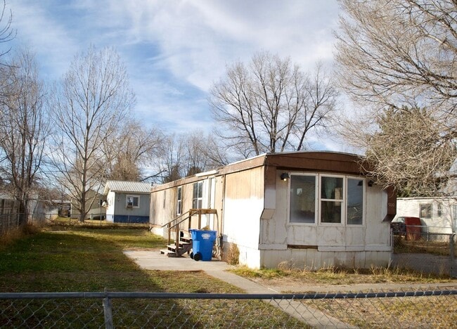 Building Photo - Cozy 2 Bed, 1 Bath Home in Idaho Falls!