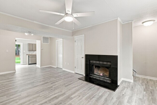 13 Betty Lee Pl