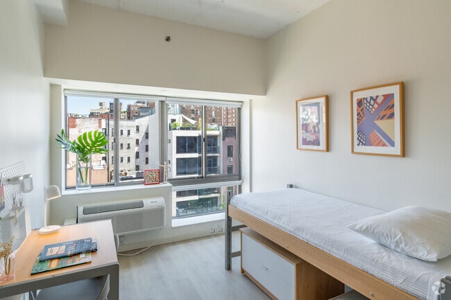 3BR, 2BA - 900SF - Single Bedroom