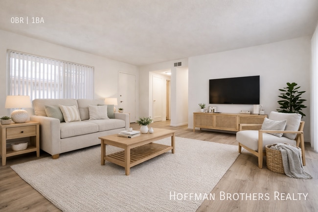 Photo - 1140 N Clark St Unidad 207