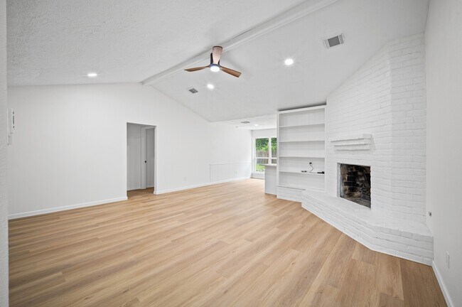 Photo - 10935 Silkwood Dr