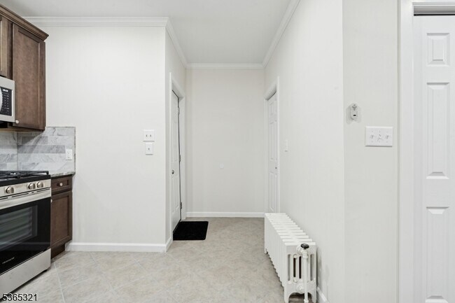 Photo - 350 Arlington Ave Unit 1