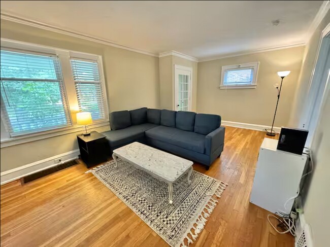 Photo - 963 Rushleigh Rd