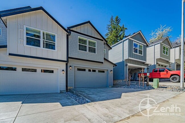 Photo - 121 NE Newhouse Rd