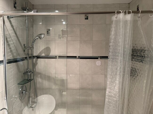 Photo - 8 Juniper St Unit 16##