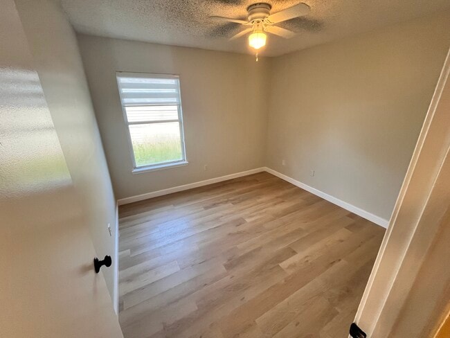 Bedroom 1 - 12324 Casheros Cove Dr S