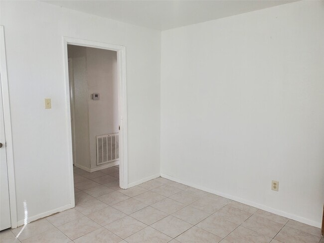 15051 Woodforest Blvd