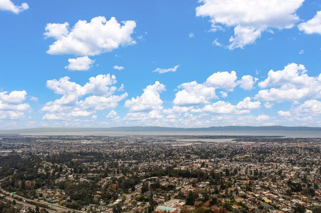 Vistas infinitas de la bahía - 3600 Klamath St