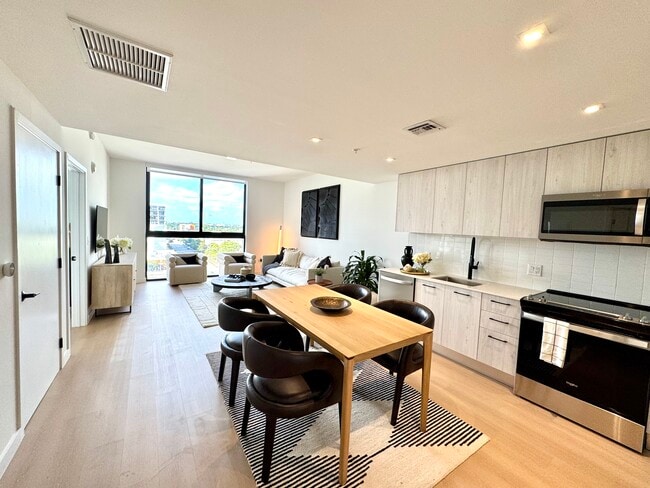 Photo - 242 NW 32nd St Unit A10