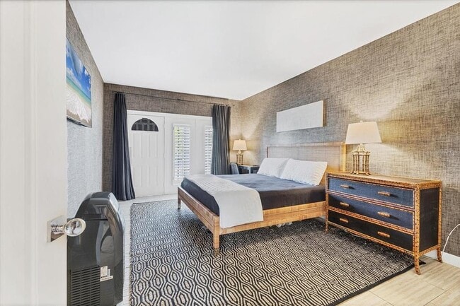 Photo - 3401 54th Dr W