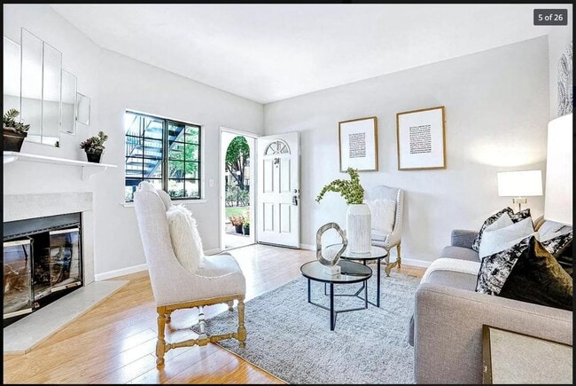 FABULOUS 2 Bed/2 Bath Condo in Sunny Hills... - FABULOUS 2 Bed/2 Bath Condo in Sunny Hills...