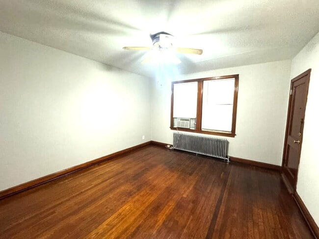 Photo - 15 Gallatin St NE Unit 1