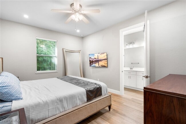 Photo - 10004 Connecticut St