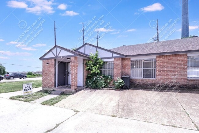 Photo - 12607 Veterans Memorial Dr House