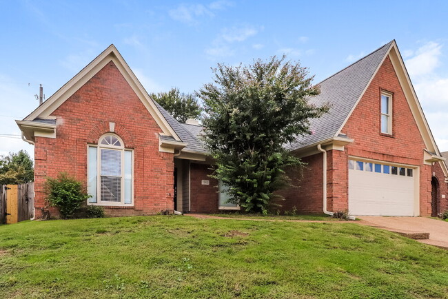 Photo - 1965 Abbott Cove