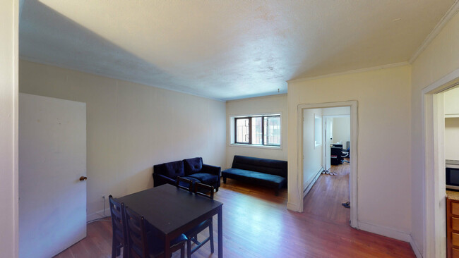 Photo - 513 Beacon St Condominio