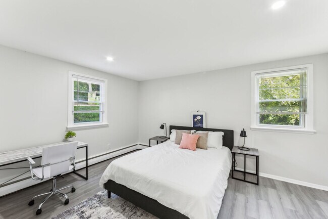 Photo - 424 Wharton Dr Unit SI FL3-ID1613002P