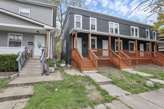 Photo - 2486 Findley Ave