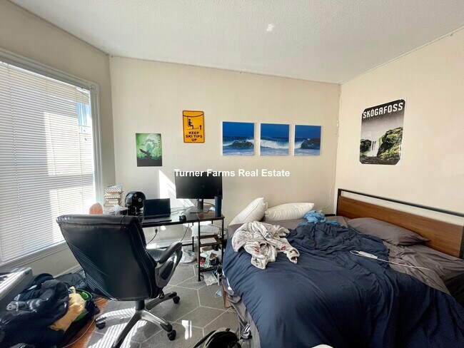 Photo - 68 Winchester St Unit 1