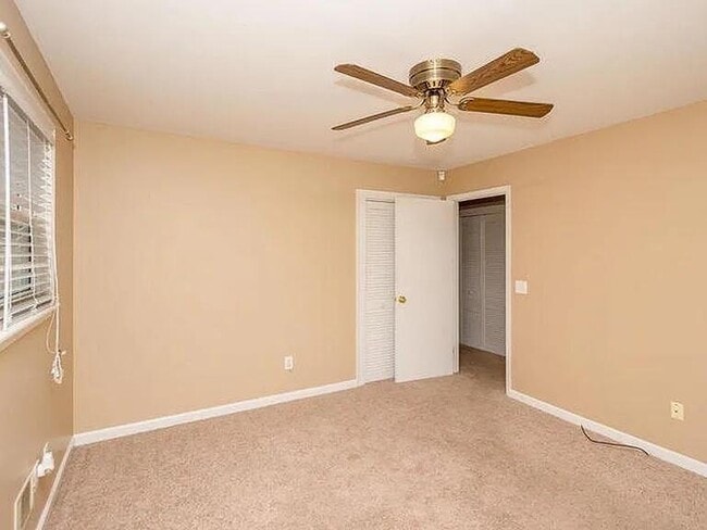Photo - 1544 Whitney St