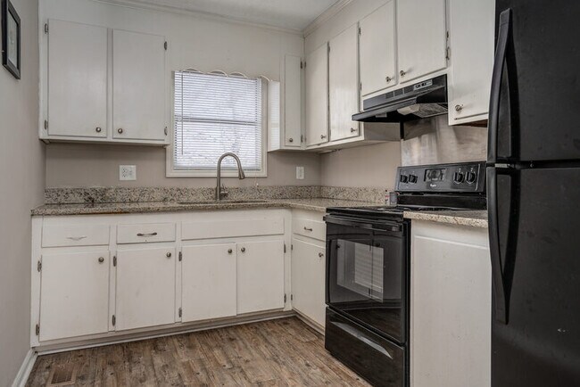 Photo - 324 Lexington St