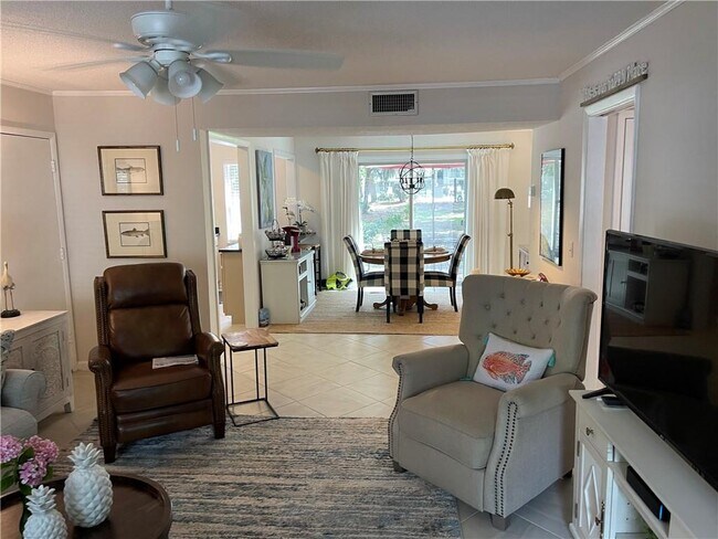 Photo - 800 Mallery St Unit C-27